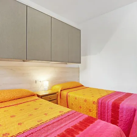 Brisas C1 * Дения